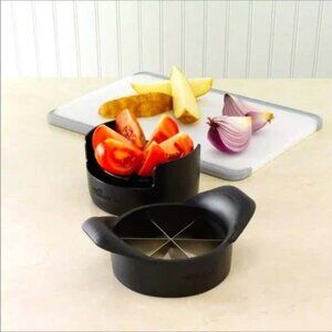 Pampered Chef Veggie Wedger Chopper #2417